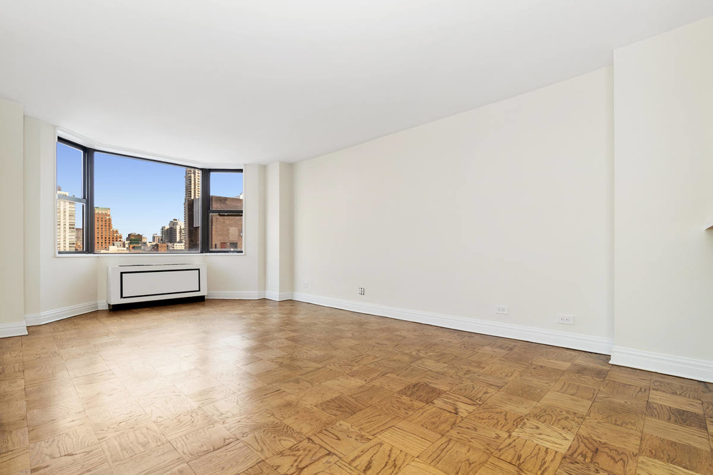 400 East 71st Street #4S - Photo 0