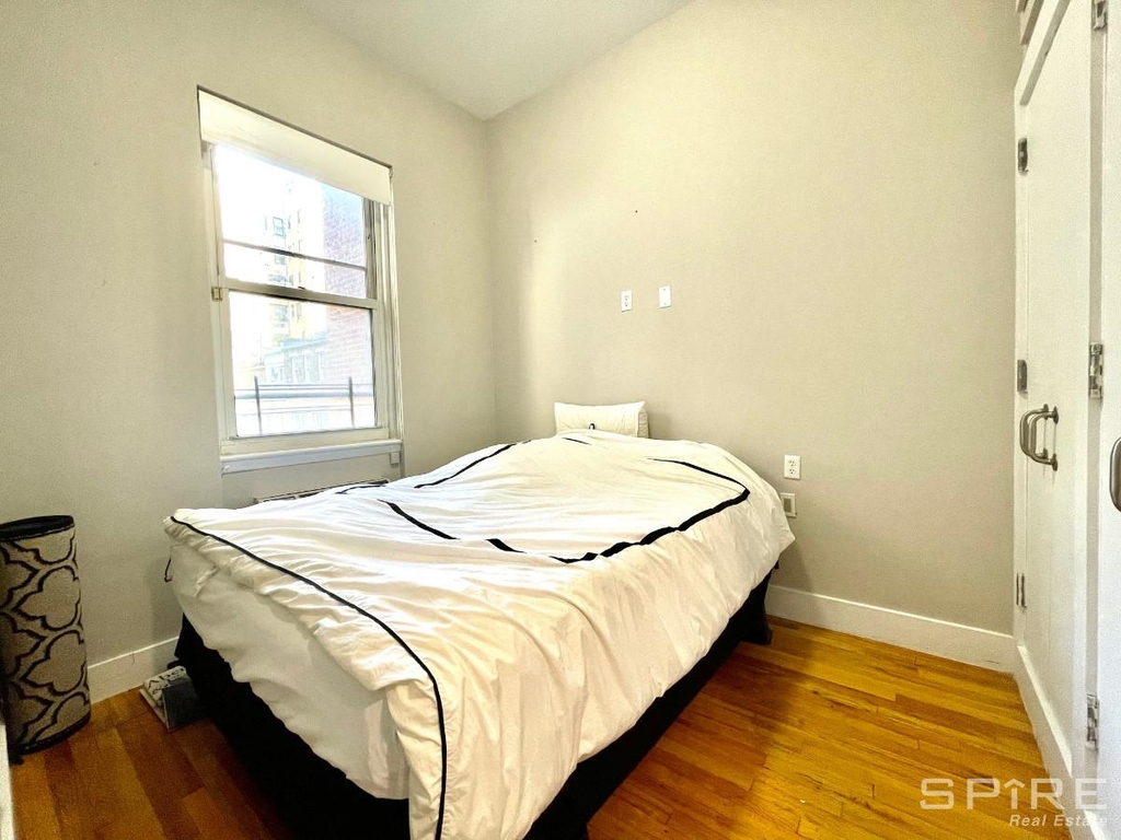 1129 Lexington Avenue - Photo 8