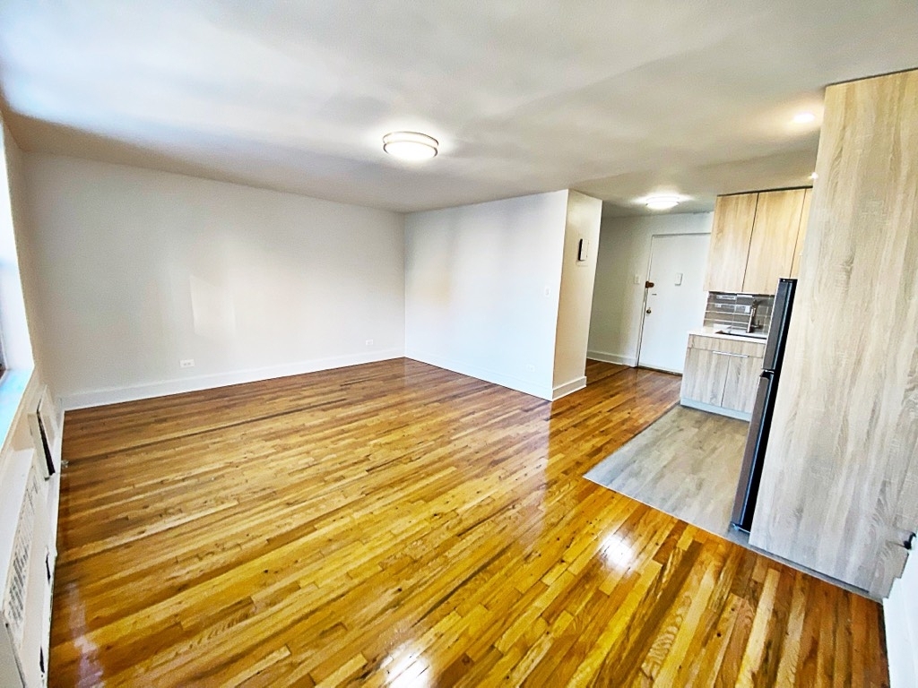 1075 Sheepshead Bay Road - Photo 7