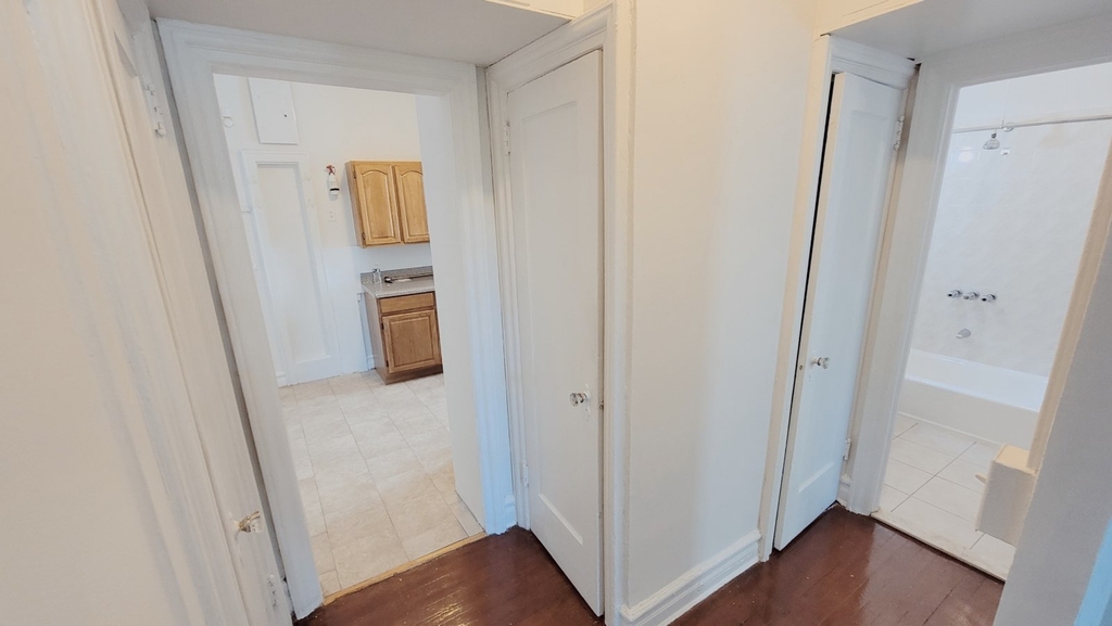 127 Bay Ridge Avenue - Photo 3