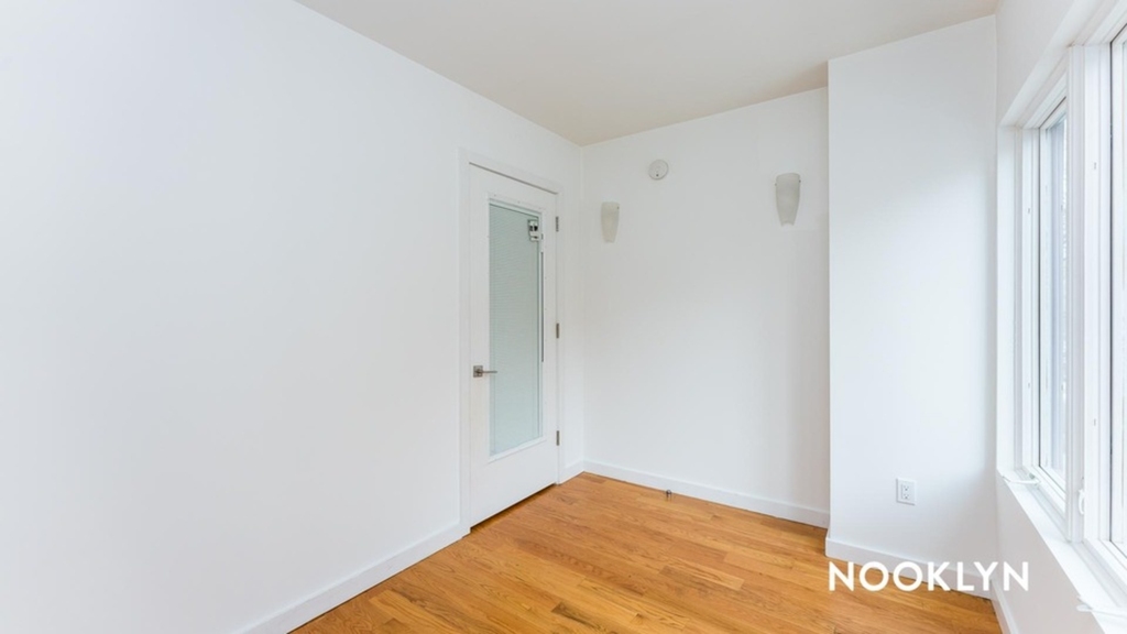 146 Linden Boulevard, Brooklyn, NY 11226 - Photo 6