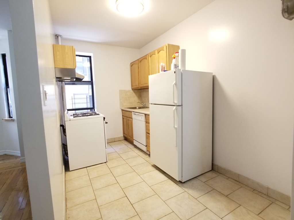 715 West 172nd Street - Photo 3