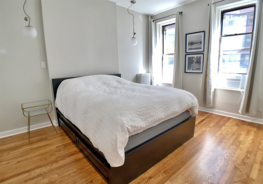 160 East 96th Street - Photo 5