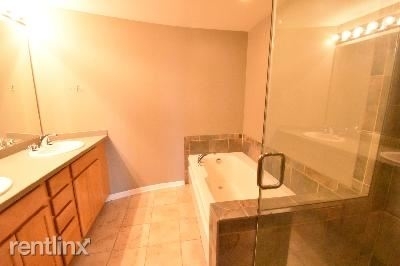 343 W Old Town Ct 409 - Photo 7