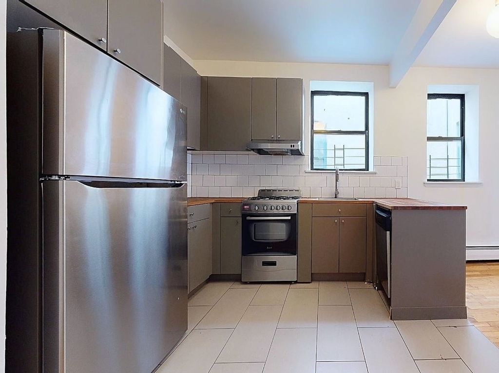 126 West 112th Street - Photo 3