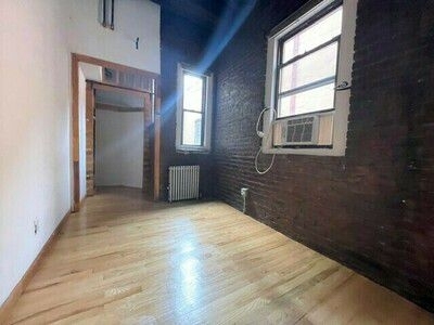 514 East 12th Street - Photo 3