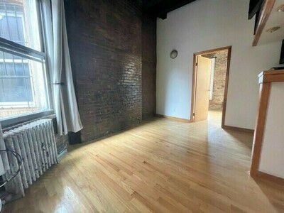 514 East 12th Street - Photo 1