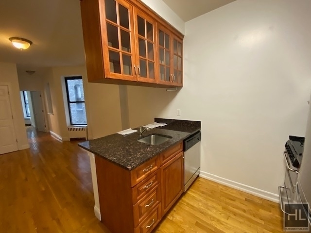 West 119 Street - Photo 2