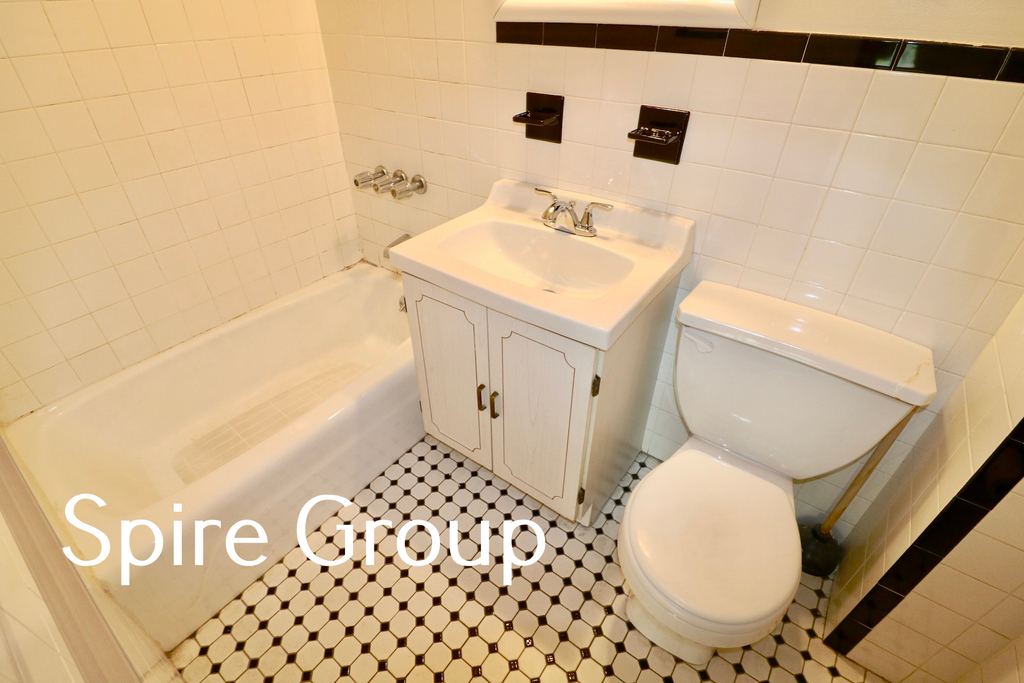 266 West 72nd Street - Photo 5