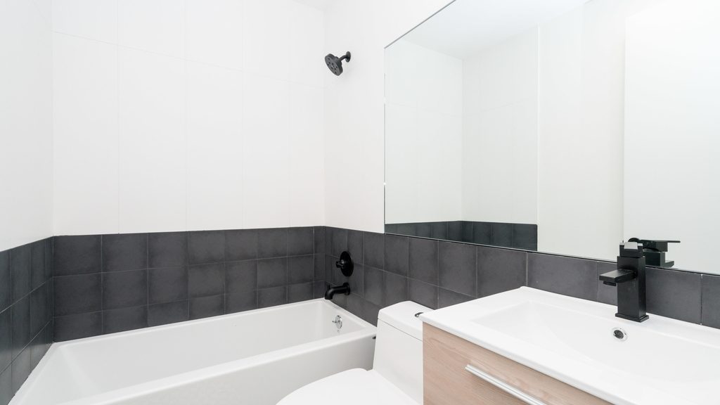 1054 Bushwick Avenue - Photo 4