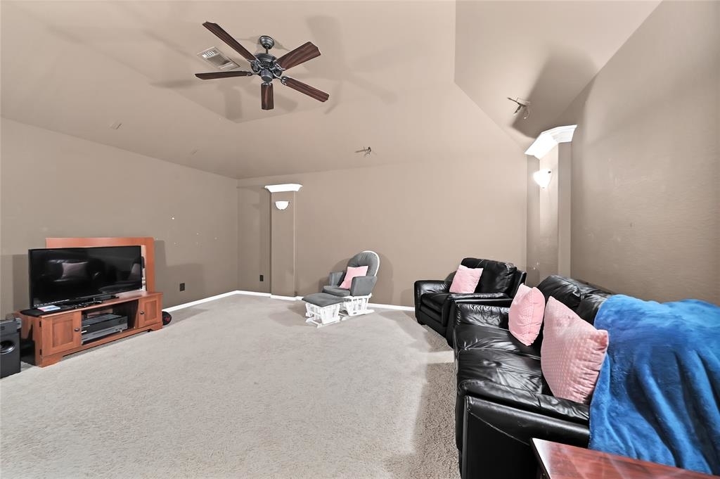 8115 Spreadwing Street - Photo 27