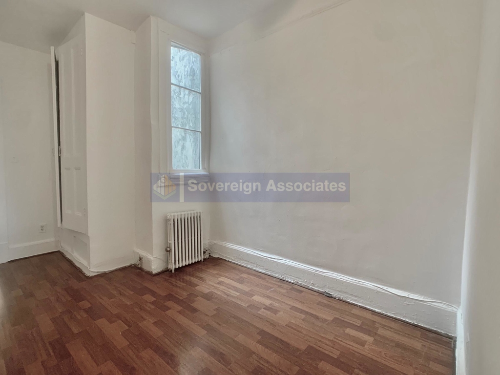 516 East 84th Street - Photo 5