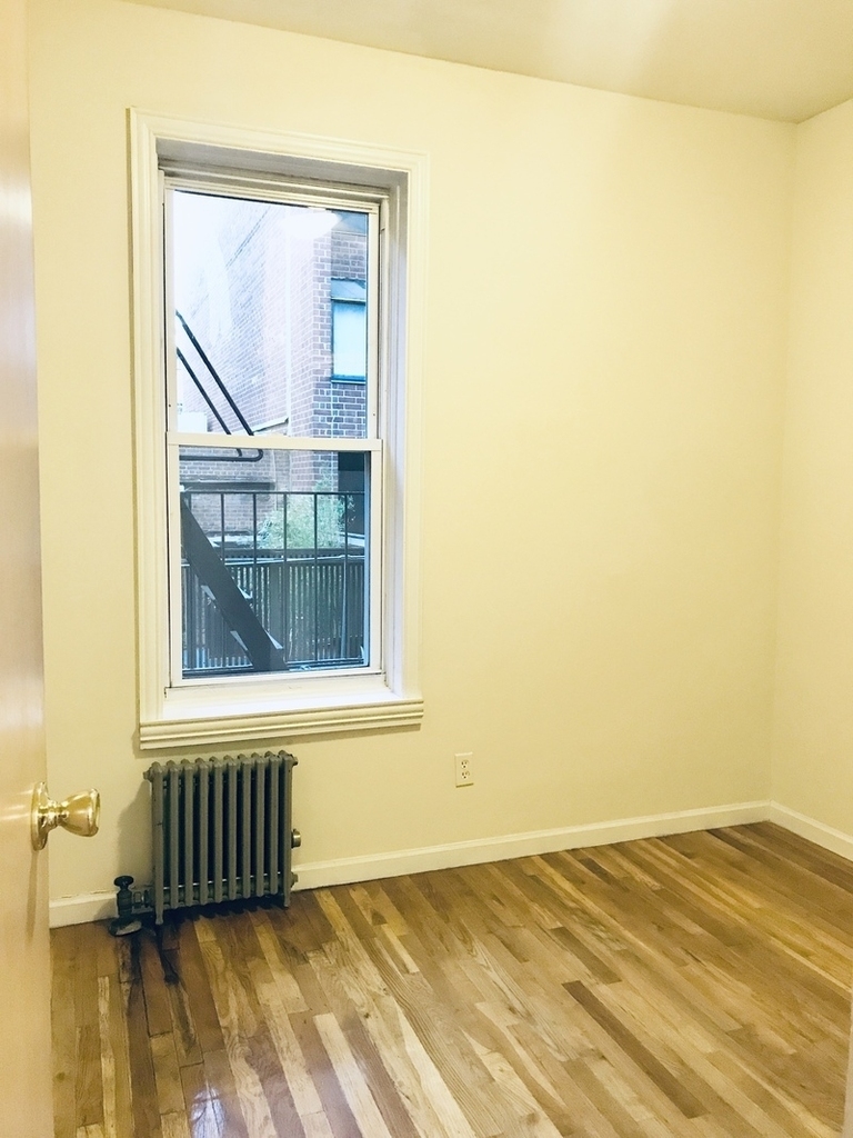 321 East 85th Street - Photo 5