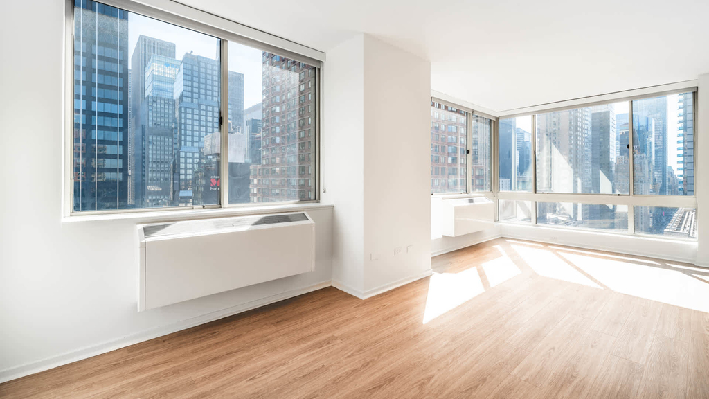 305 West 50th Street - Photo 10