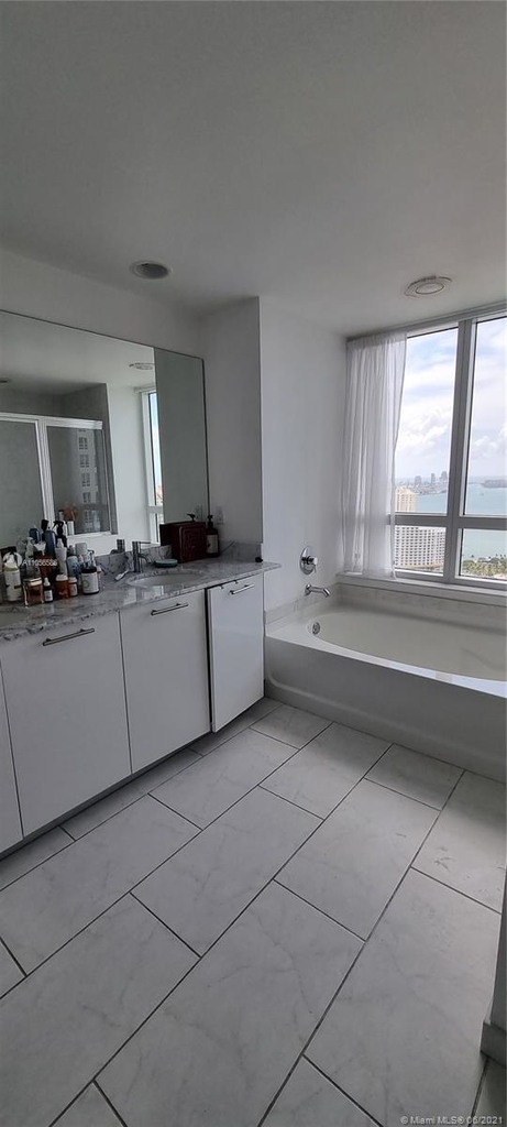 951 Brickell Ave - Photo 25