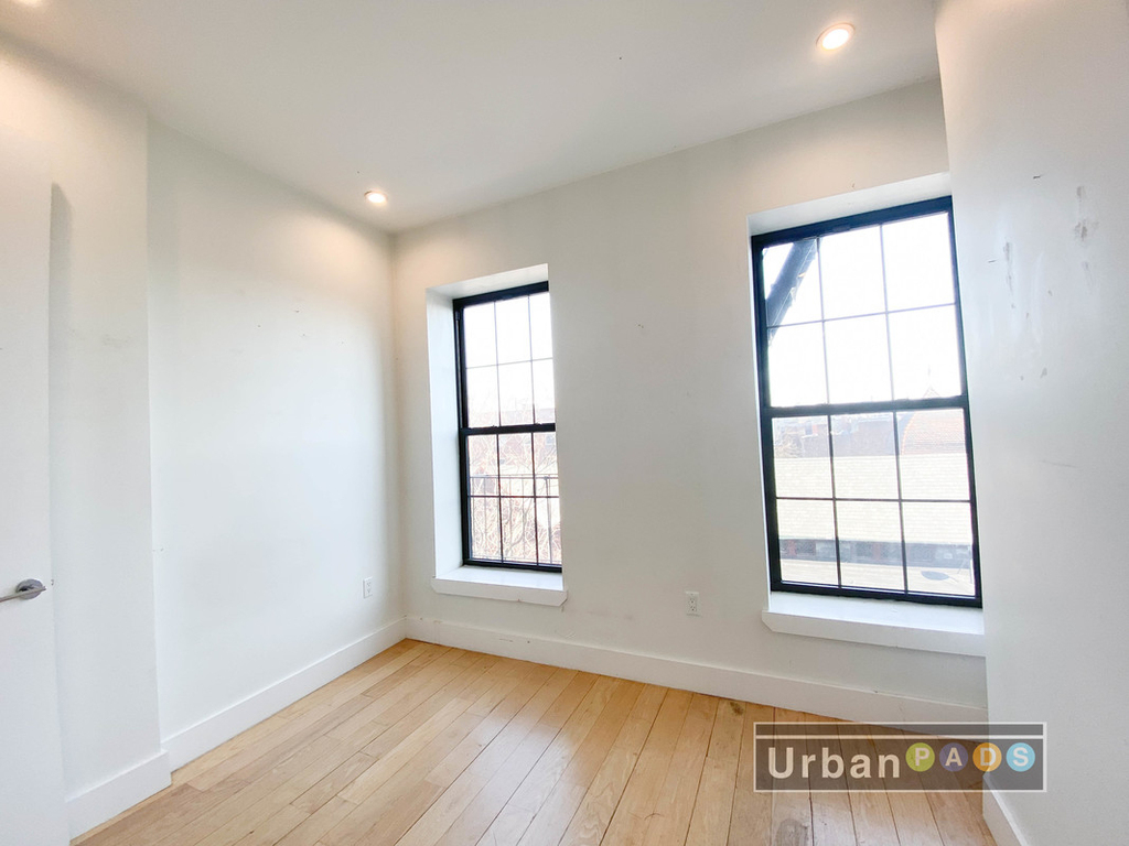 1321 Bedford Avenue - Photo 0