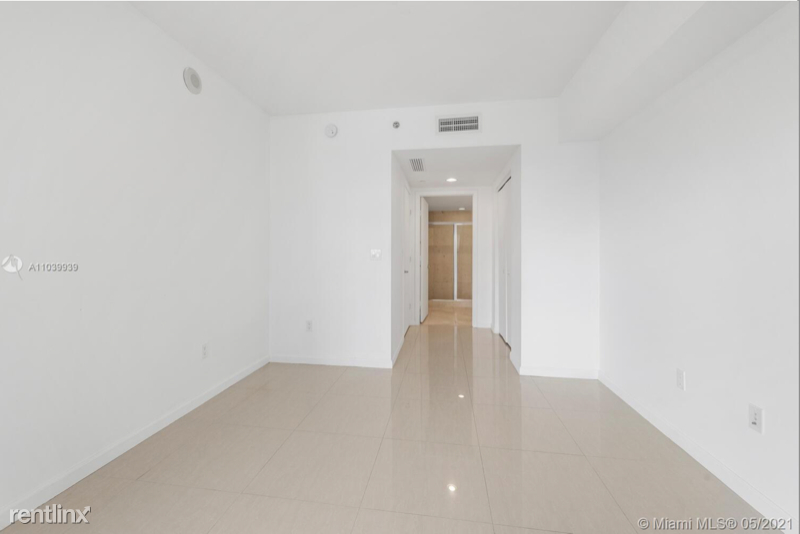 475 Brickell Ave - Photo 4