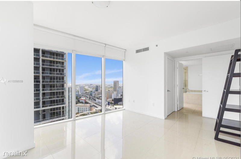 475 Brickell Ave - Photo 3