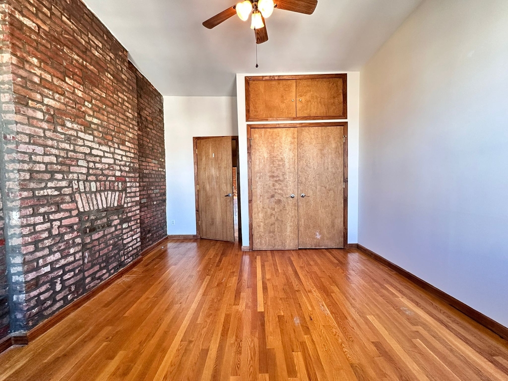 326 21st Street - Photo 3