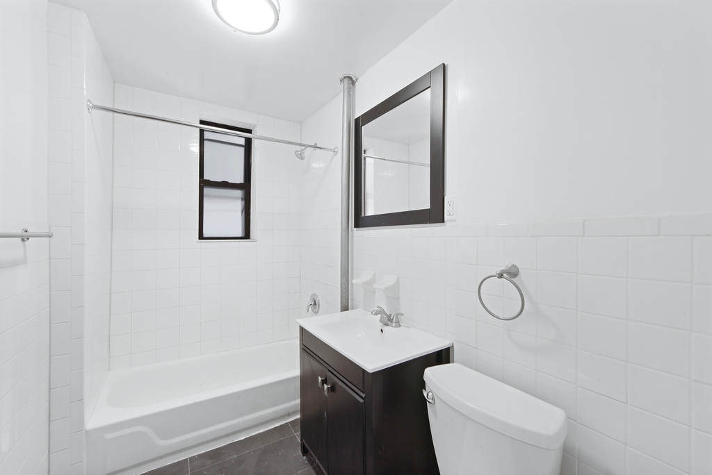 528 West 136 Street - Photo 7