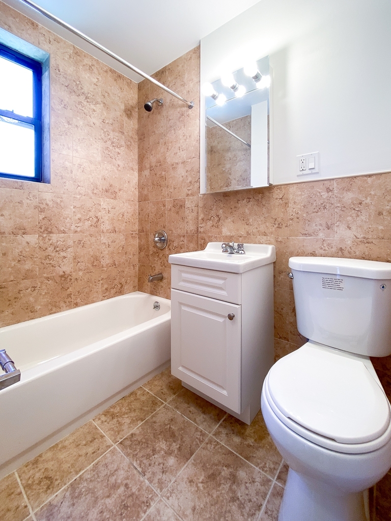 136 East 28th Street - Photo 5