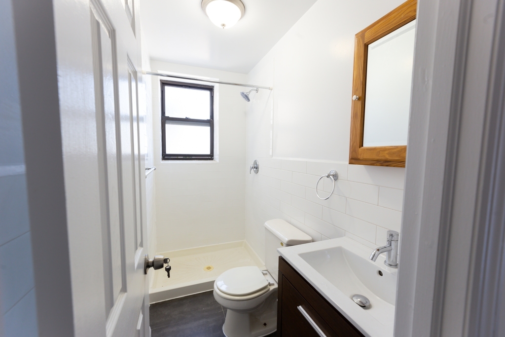 879 Dekalb Avenue - Photo 6