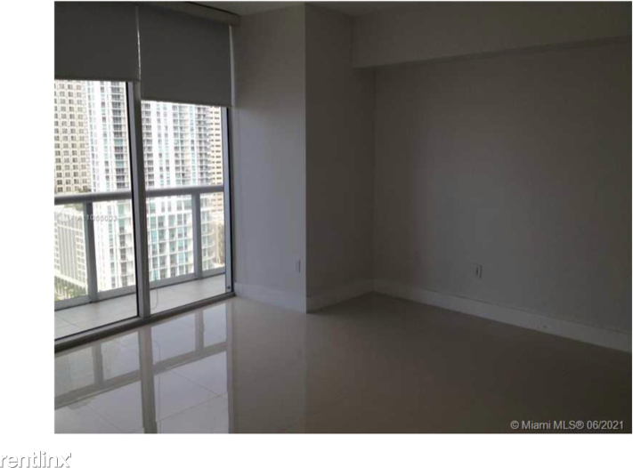 475 Brickell Ave - Photo 3