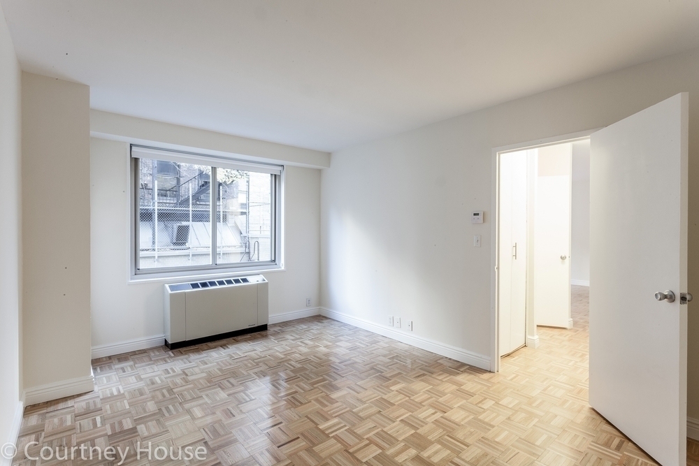 55 West 14th St - Photo 6