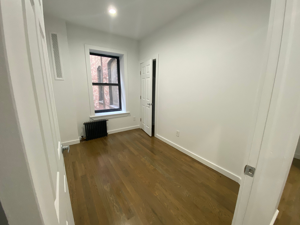 600 West 138th Street - Photo 5