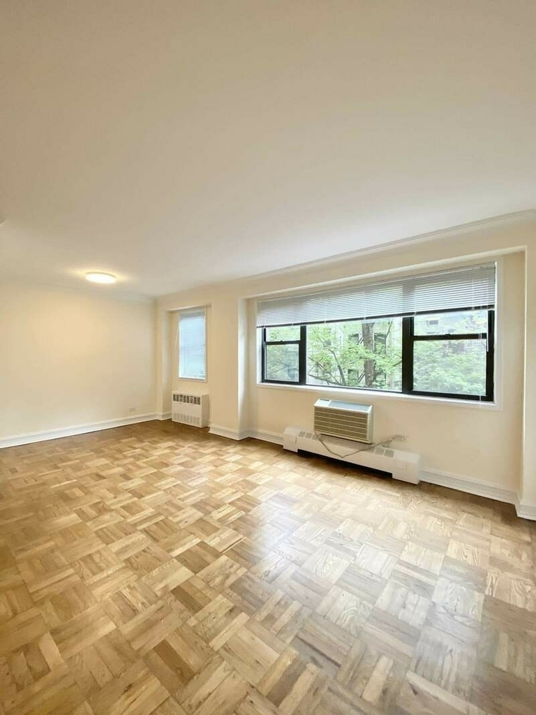 420 East 79th Street #15G - Photo 0