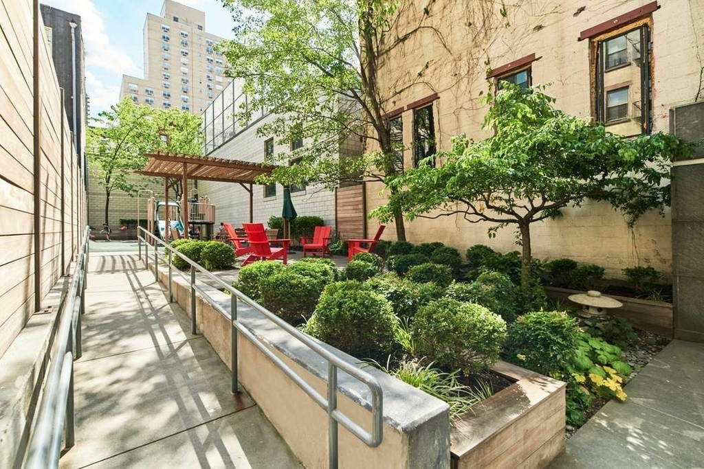 360 East 88th Street, - Photo 1