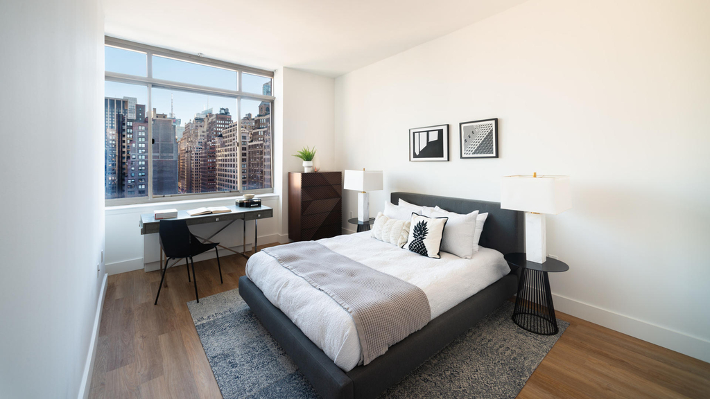 200 West 26 - Photo 1