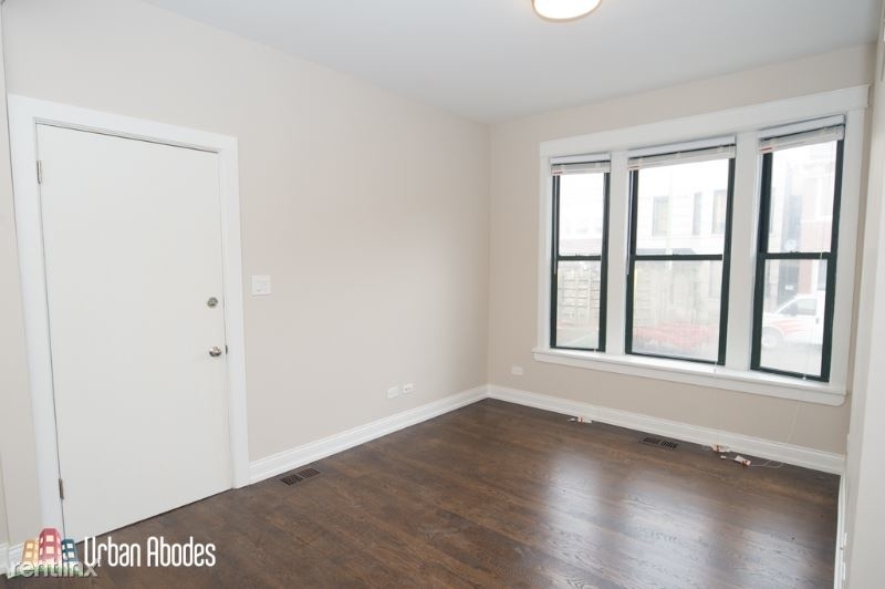 2943 W Diversey Ave 2 - Photo 4