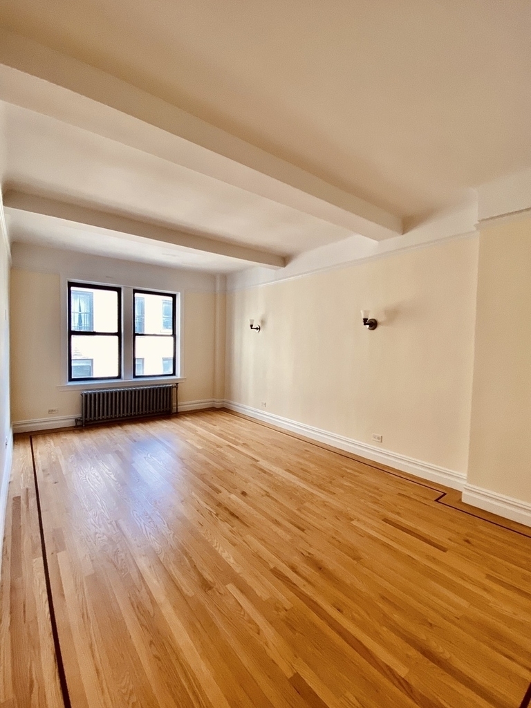 115 East 92nd Street - Photo 6