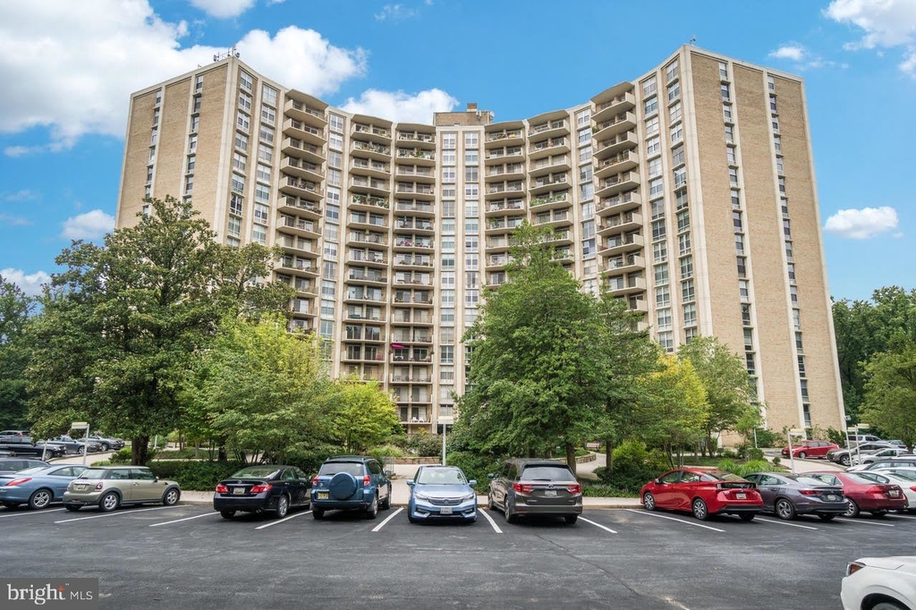 9039 Sligo Creek Parkway - Photo 0