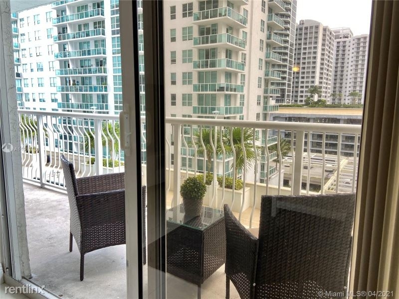 1200 Brickell Bay Dr - Photo 12