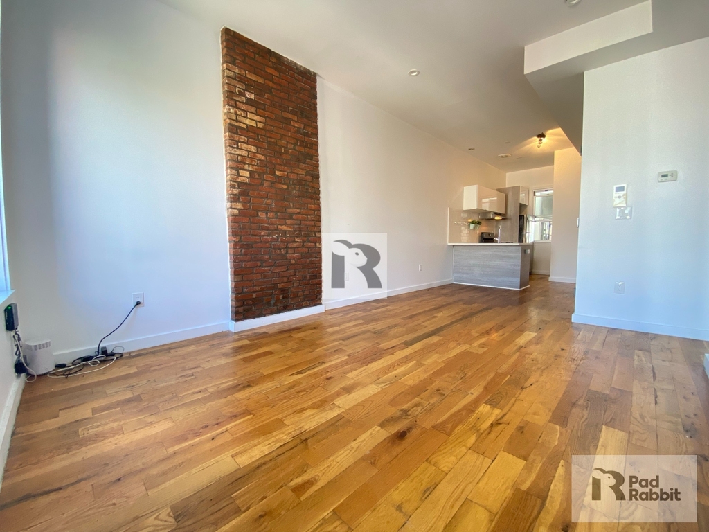 1299 Putnam Avenue - Photo 8