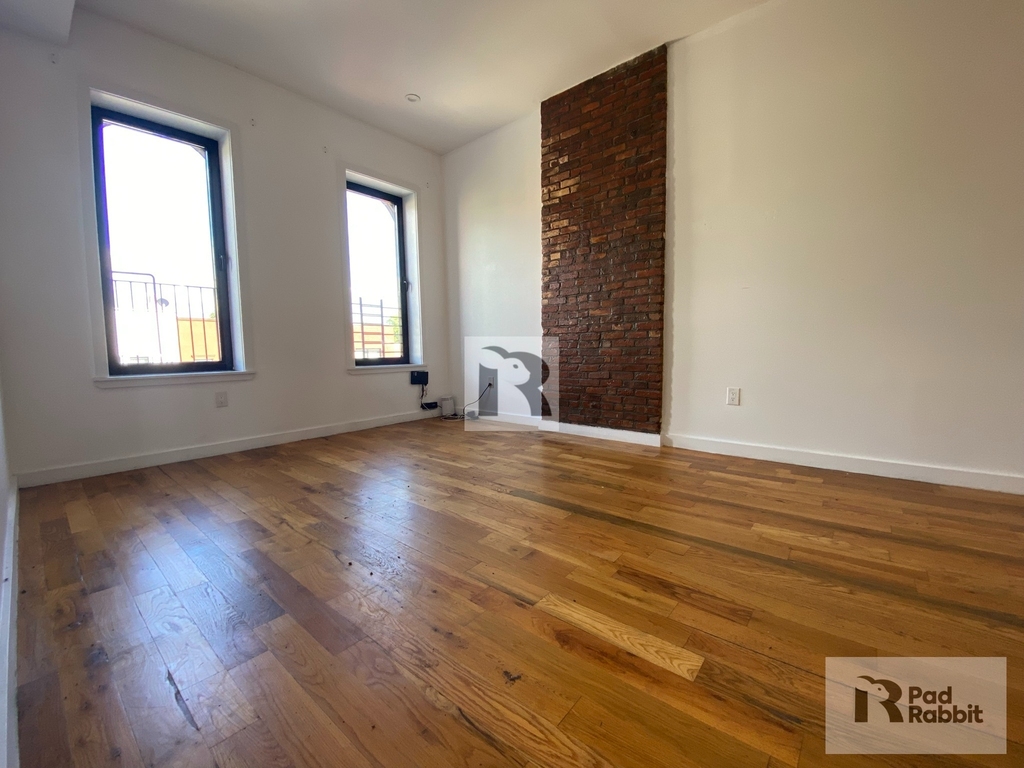 1299 Putnam Avenue - Photo 2