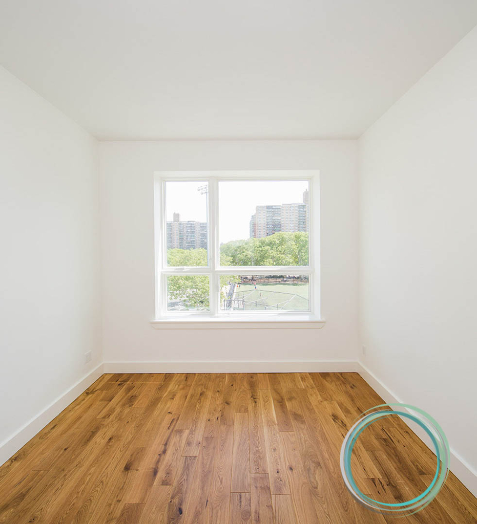 105 Leonard Street - Photo 1