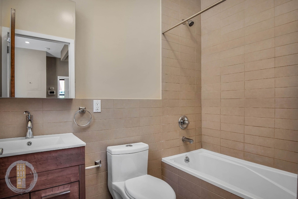 2586 Bedford Avenue - Photo 7