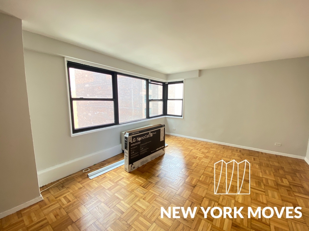 141 East 33rd Street - Photo 0