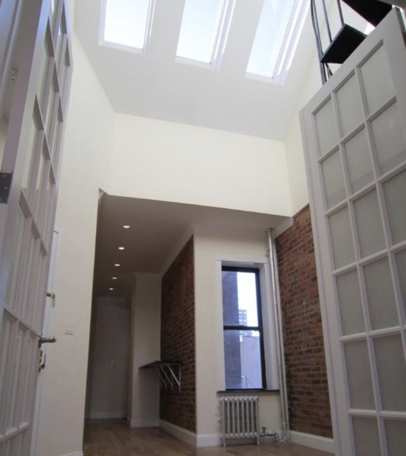 206 East 83rd Street - Photo 1