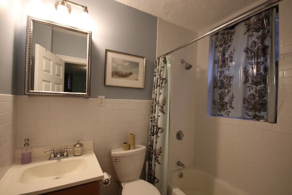 497 Beacon Street Unit 6 - Photo 6