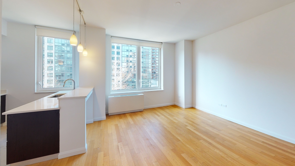 795 Columbus Avenue - Photo 4