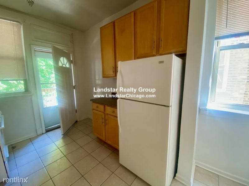 7513 N Greenview Ave - Photo 5