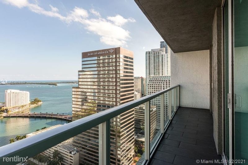 500 Brickell Ave - Photo 3