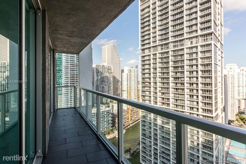 500 Brickell Ave - Photo 5