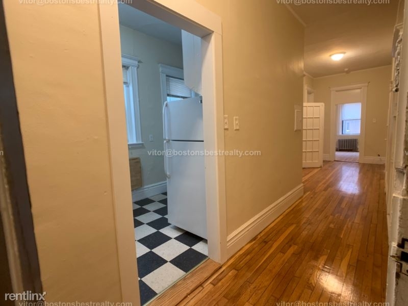 1109 Boylston St - Photo 1