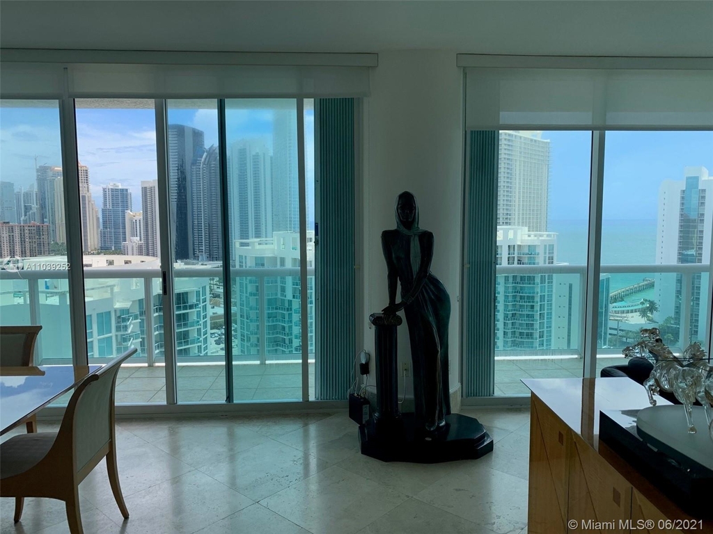 16500 Collins Ave - Photo 31