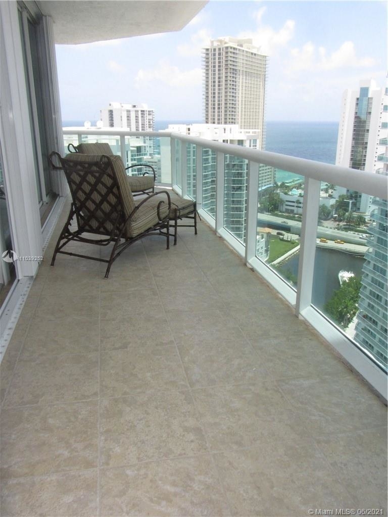 16500 Collins Ave - Photo 16